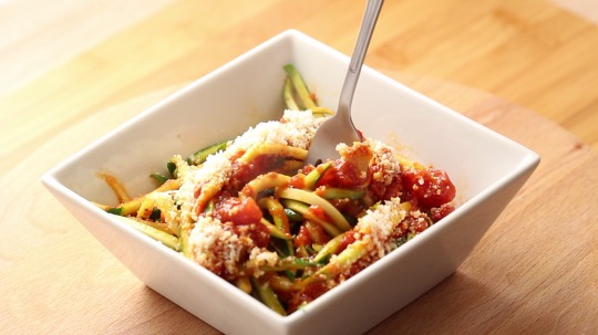 Rezept: Zucchini Nudeln all'Arrabiata