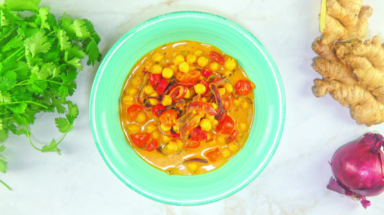 Rezept: Vegane, asiatische Kichererbsensuppe