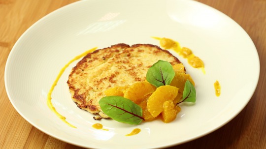 Recipe: Low Carb Cauliflower toast with curry and orange