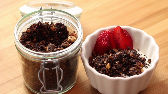 Rezept: Chocolate hazelnut granola