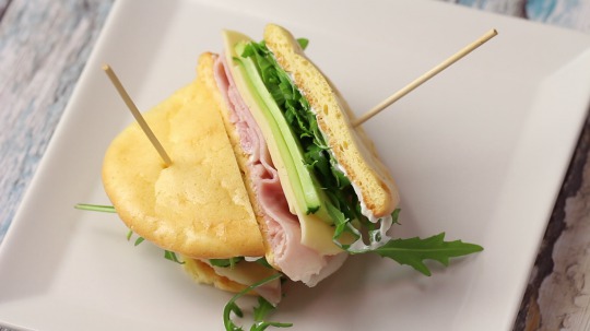 Recipe: Low Carb Cloud Bread Sandwich 