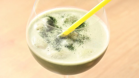 Recipe: Low Carb Vanilla-matcha-ice-drink