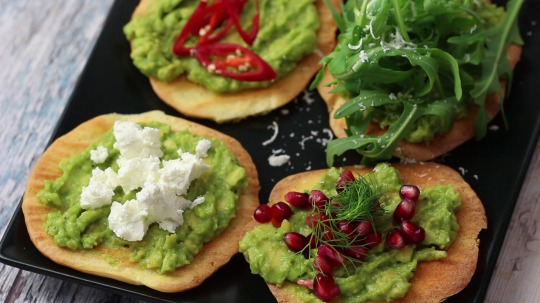 Rezept: Oopsies with avocado cream