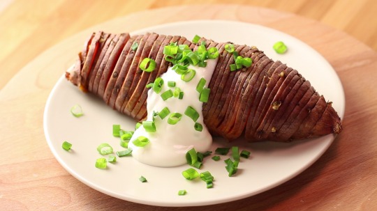 Rezept: Süßkartoffeln nach Hasselback-Art
