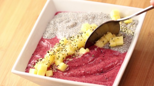 Rezept: Drachenfrucht-Chia Smoothie