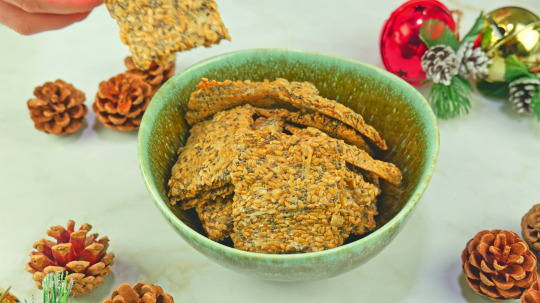 Rezept: Low Carb Keto-Sesam-Knäckebrot