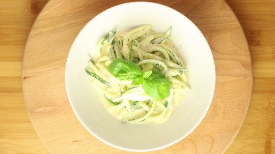 Rezept: Zucchini Nudeln Alfredo
