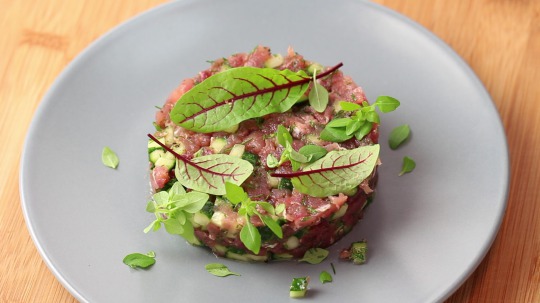 Recipe: Low Carb Tuna Fish Tartar with Cucumber