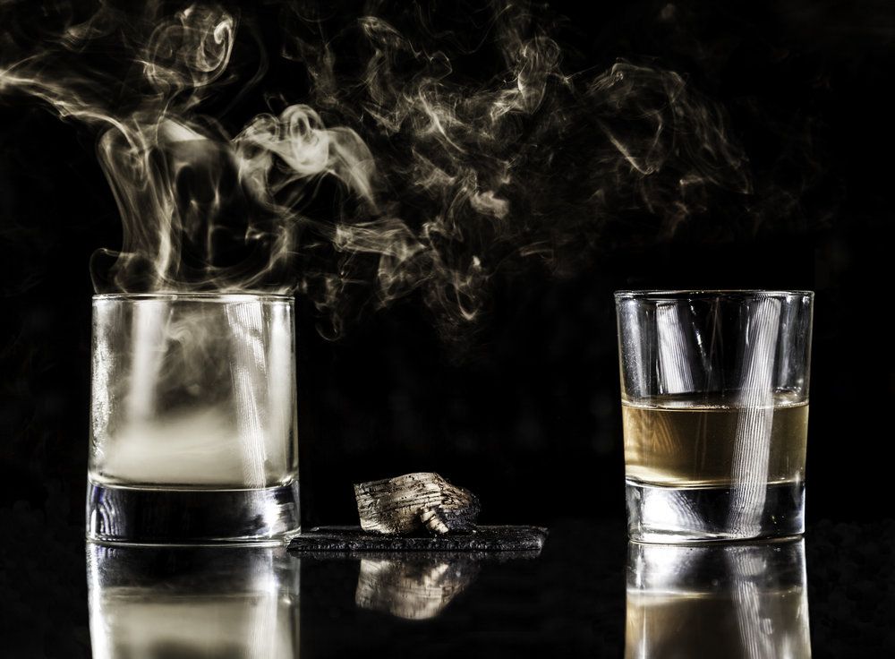 Smoked Oak Old Fashioned Whiskey Cocktail Smoked Oak Old Fashioned Whiskey Cocktail