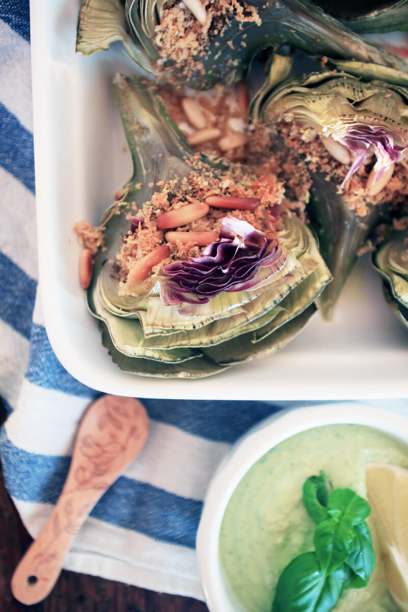 Artischocken mit Gremolata & Basilikum Aioli flowers on my plate
