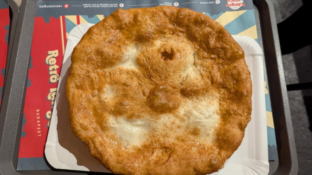 Cosa mangiare a Budapest: Lángos