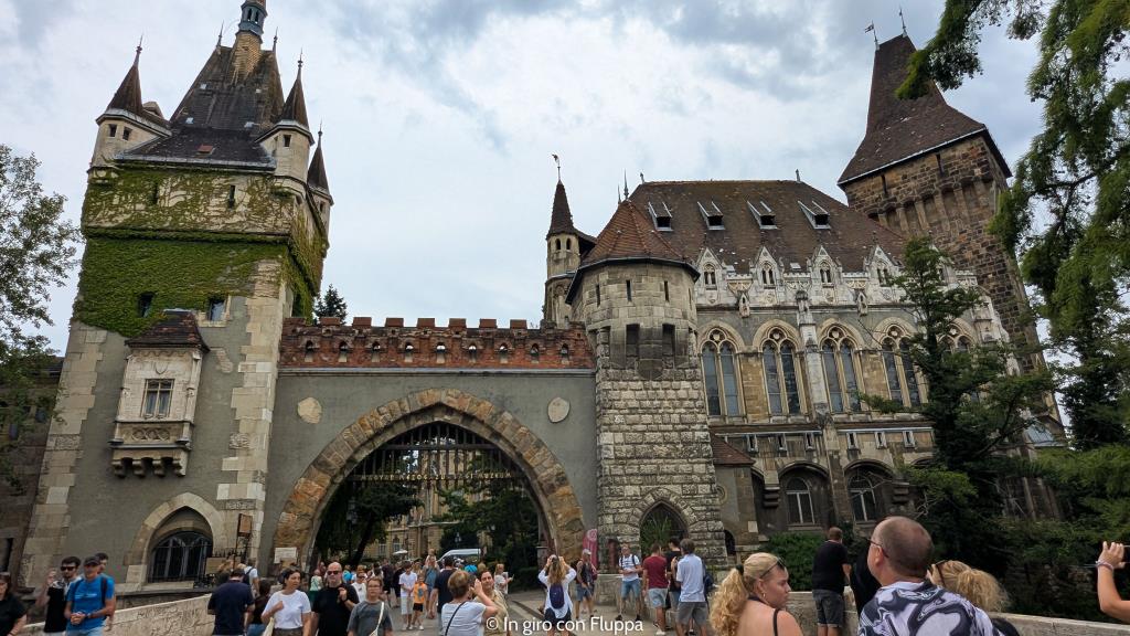 Ingresso del Castello di Vajdahunyad, Budapest.