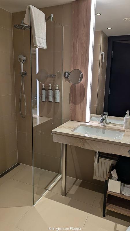 AC Hotel by Marriott Bratislava Old Town - bagno