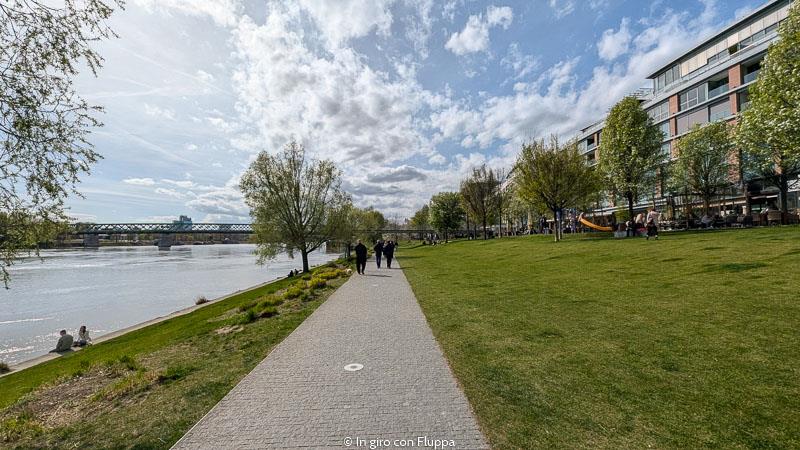 Passeggiata lungo il Danubio, Bratislava