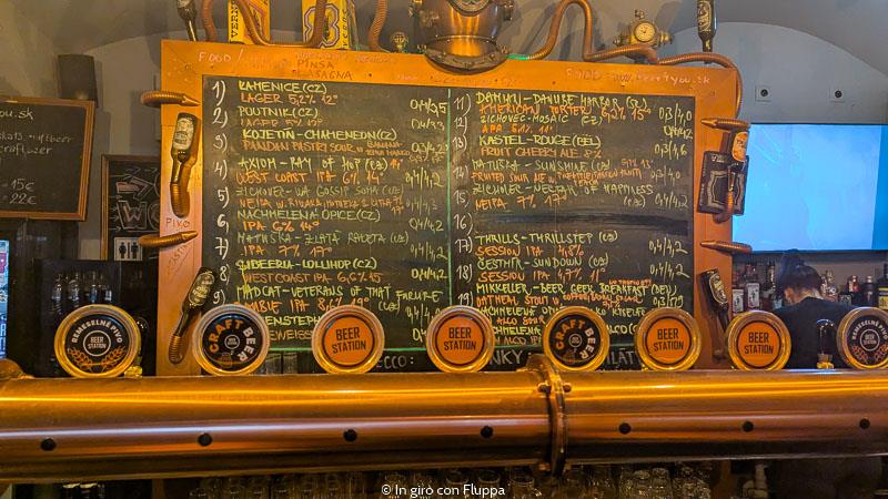 Menu birre alla spina dello Žil Verne Craftbeer Pub, Bratislava