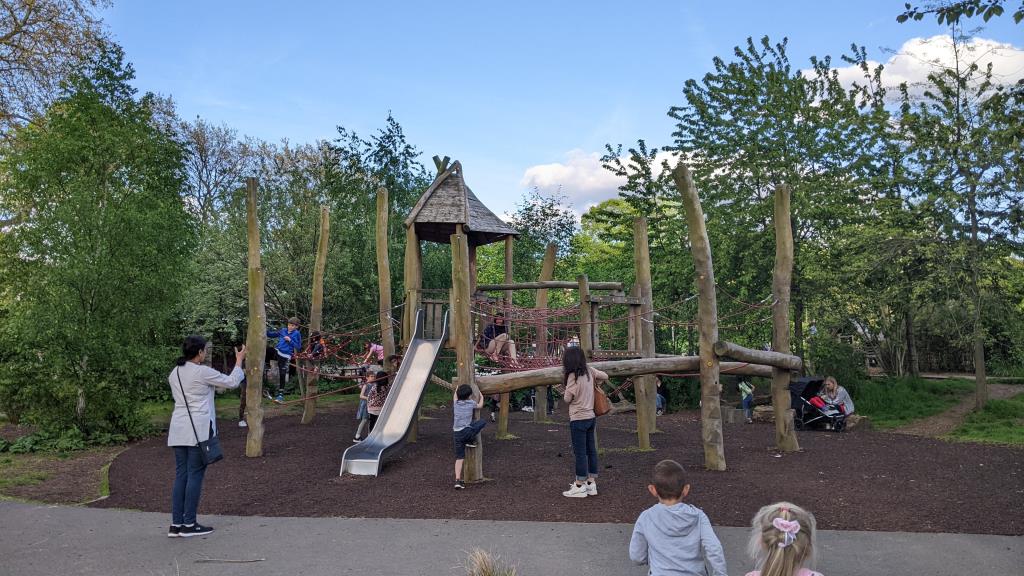 Giochi al Greenwich Park Playground