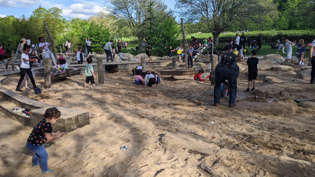 Zona si sabbia e fontane al Greenwich Park Playground
