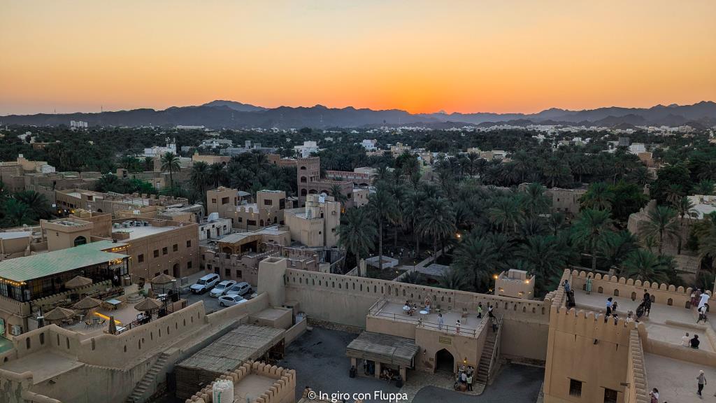 Tramonto dal forte di Nizwa