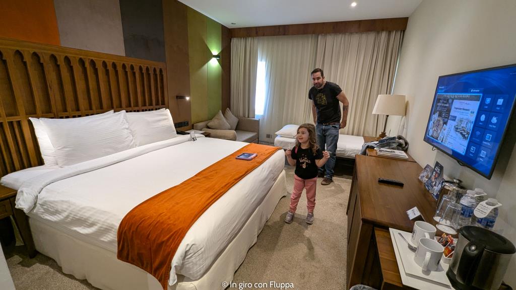 Hotel Al Falaj, Muscat: camera