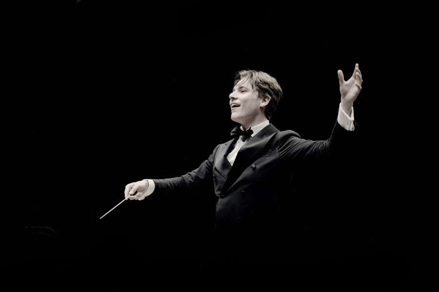 1 Klaus Makela Colour Copyright Marco Borggreve Oslo Philharmonic