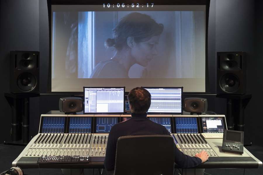 Genelec2