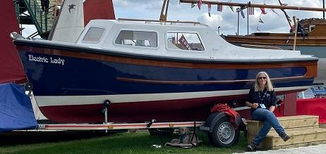 Nelson 18 Cabin Electric'
