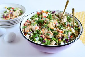 סלט קינואה. צילום: רחלי קרוט