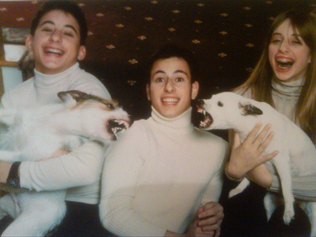 The-21-Most-Awkward-Family-Photos08.jpg