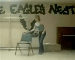 tumblr_ms4796eEZt1qcm3plo2_250.gif