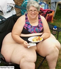 Femme_avec_le_plus_gros_cul_du_monde.thumb.jpg