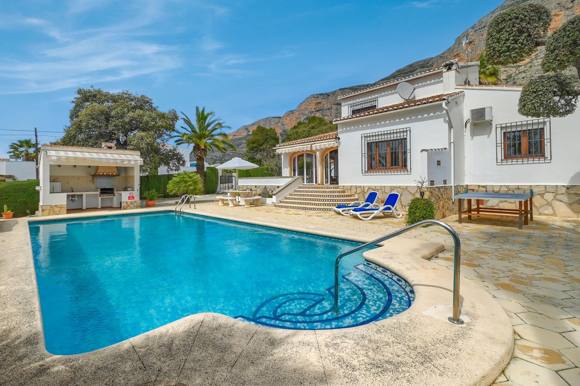 villa-elvi