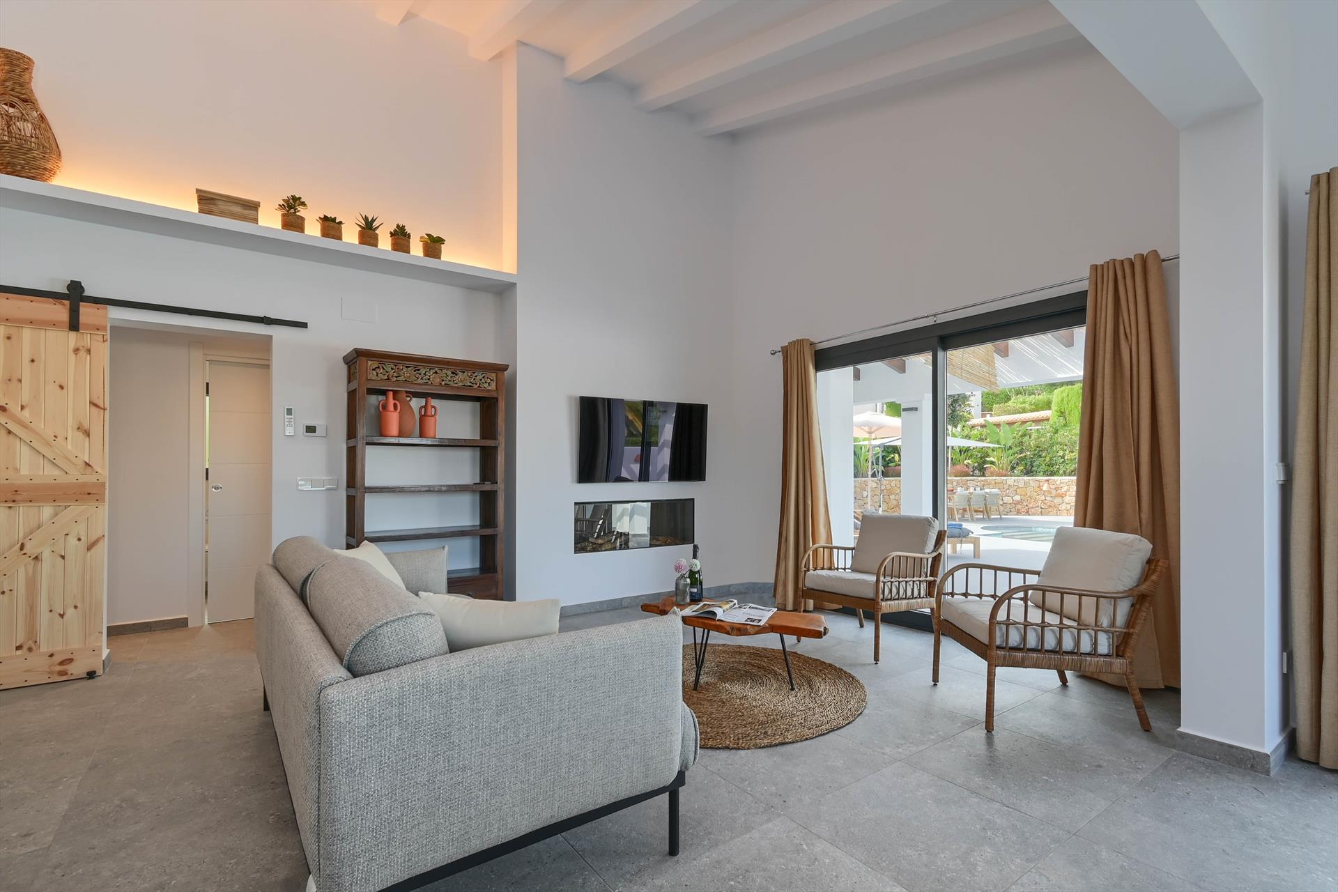 toscal-6-pax