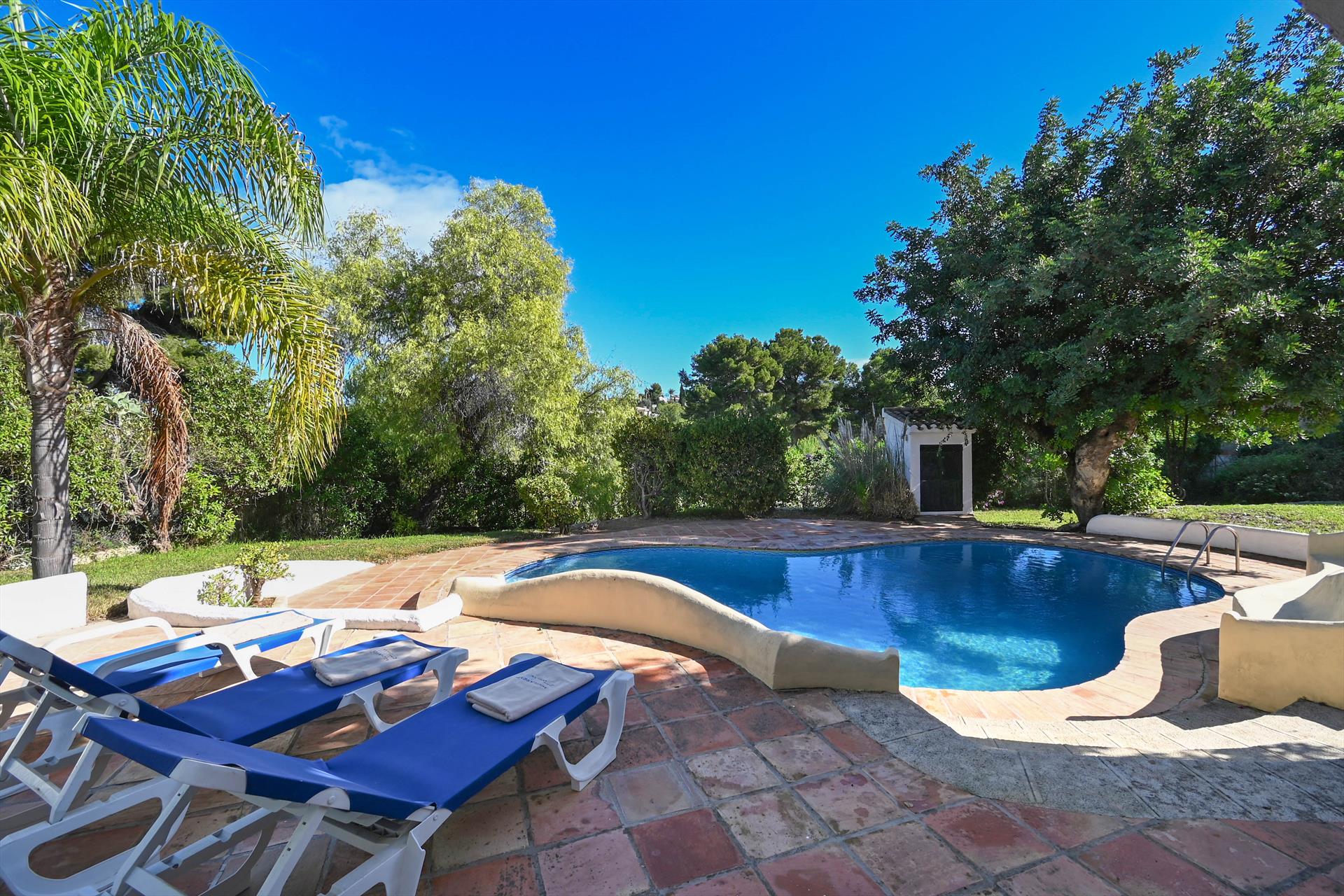 Bedroom accommodation at Casa Hedra in Spain