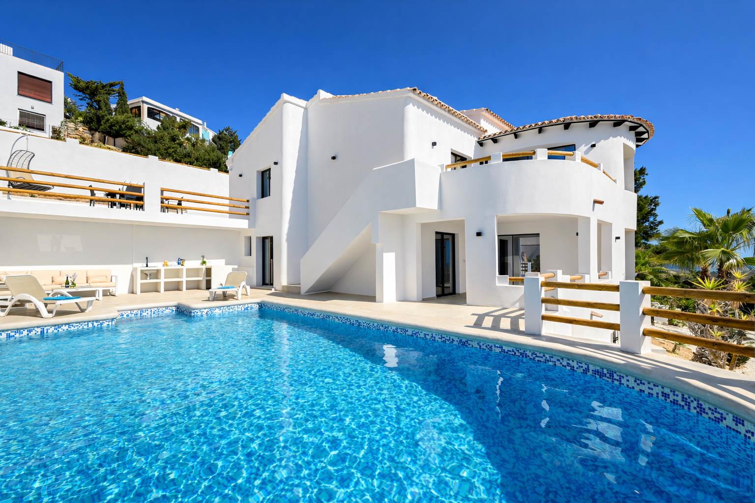 Bedroom accommodation at Dalias in Spain