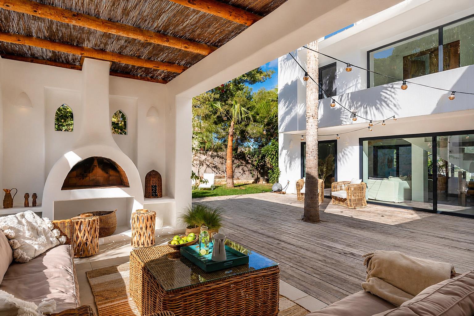 Outdoor terrace and garden at Javica in Spain