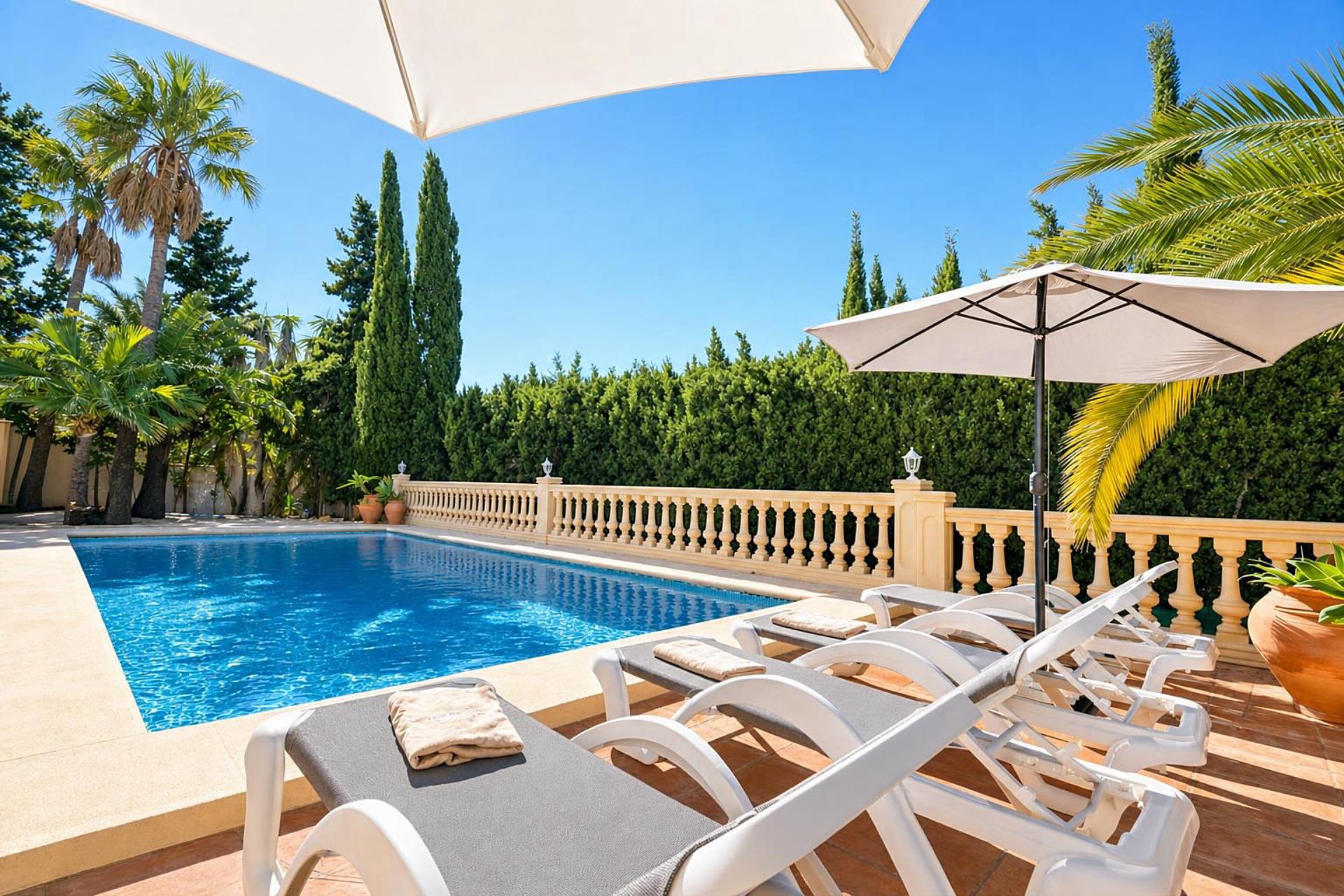 Villa Hermosa 8 pax