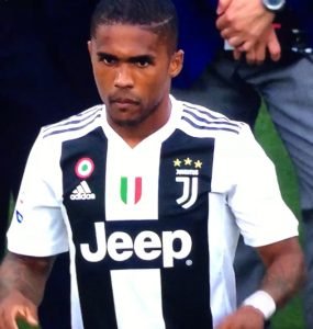 Douglas Costa Juventus Lazio 2018 19