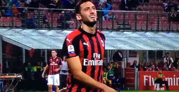 Calhanoglu In Milan Roma 2018 19 5