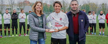 Valentina Giacinti Calciatrice Del Mese Aic