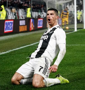 Gara Di Seria A Tra Juventus E Parma Allo Allo Juventus Stadium Di Torino. Cristiano Ronaldo CR7 Della Juventus In Azione