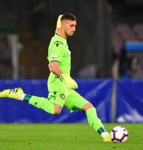 Gara Di Seria A Tra Napoli E Udinese Allo Stadio San Paolo Di Napoli. Musso DellUdinese In Azione