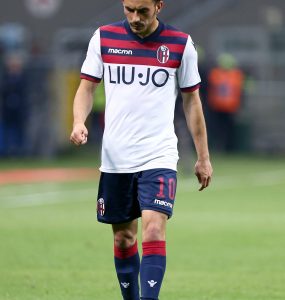 Gara Di Seria A Tra Milan E Bologna Allo Stadio San Siro Di Milano. Nicola Sansone In Azione.