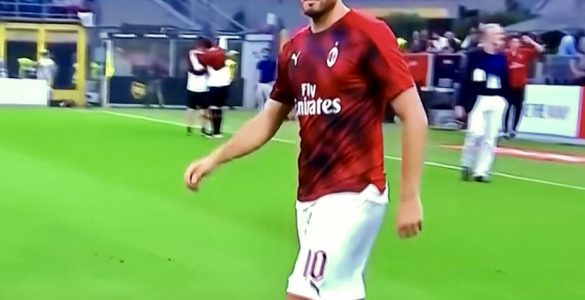 Calhanoglu In Milan Brescia 2019 20