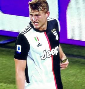 De Ligt In Juventus Napoli 2019 20 4