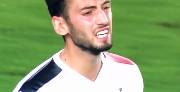 Calhanoglu In Juventus MIlan 2019 20
