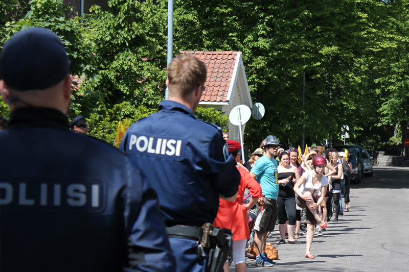 ATT_pyoraily_800x553 Asekauppaa vastustava pyörämarssi vuonna 2012