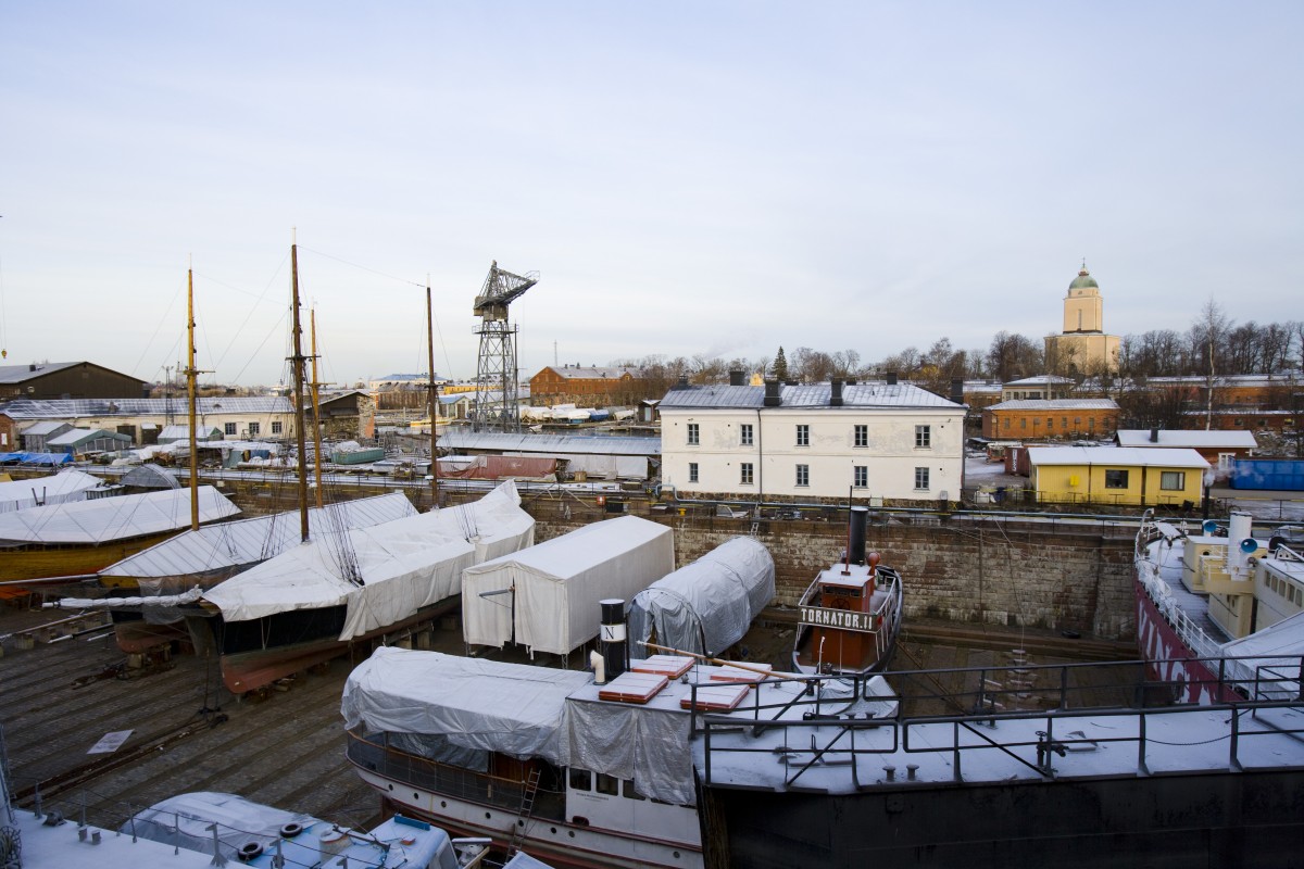 Ilmakuva kuivatelakasta.