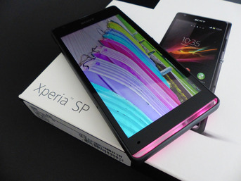 Sony Xperia SP - rozpakowanie pudełka i galeria zdjęć