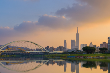 Evening of taipei 101