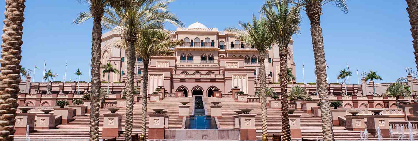 Emirates palace hotel - Dubai marina